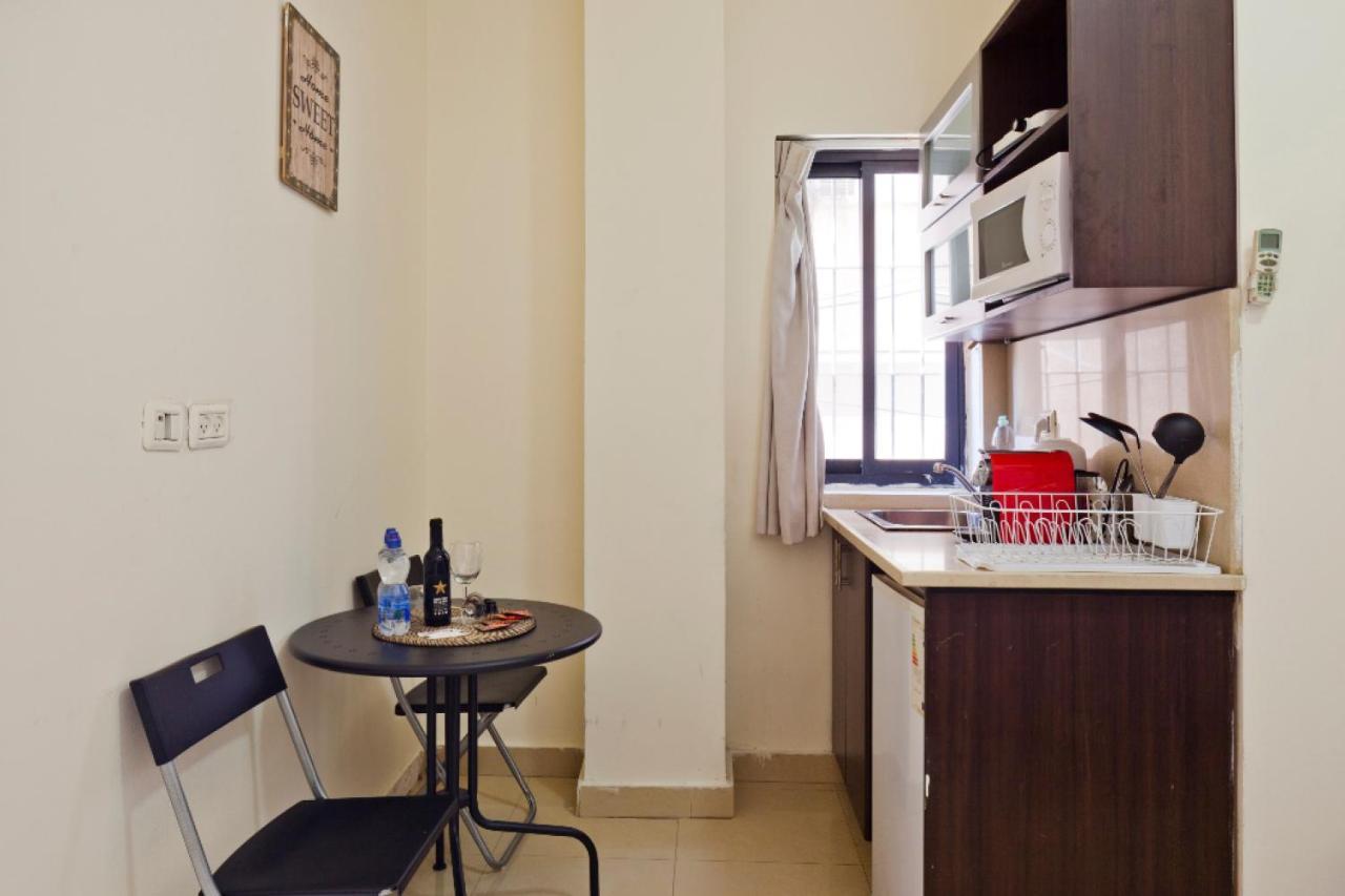 Nhe Rothschild'S Corner Appartement Tel Aviv Buitenkant foto