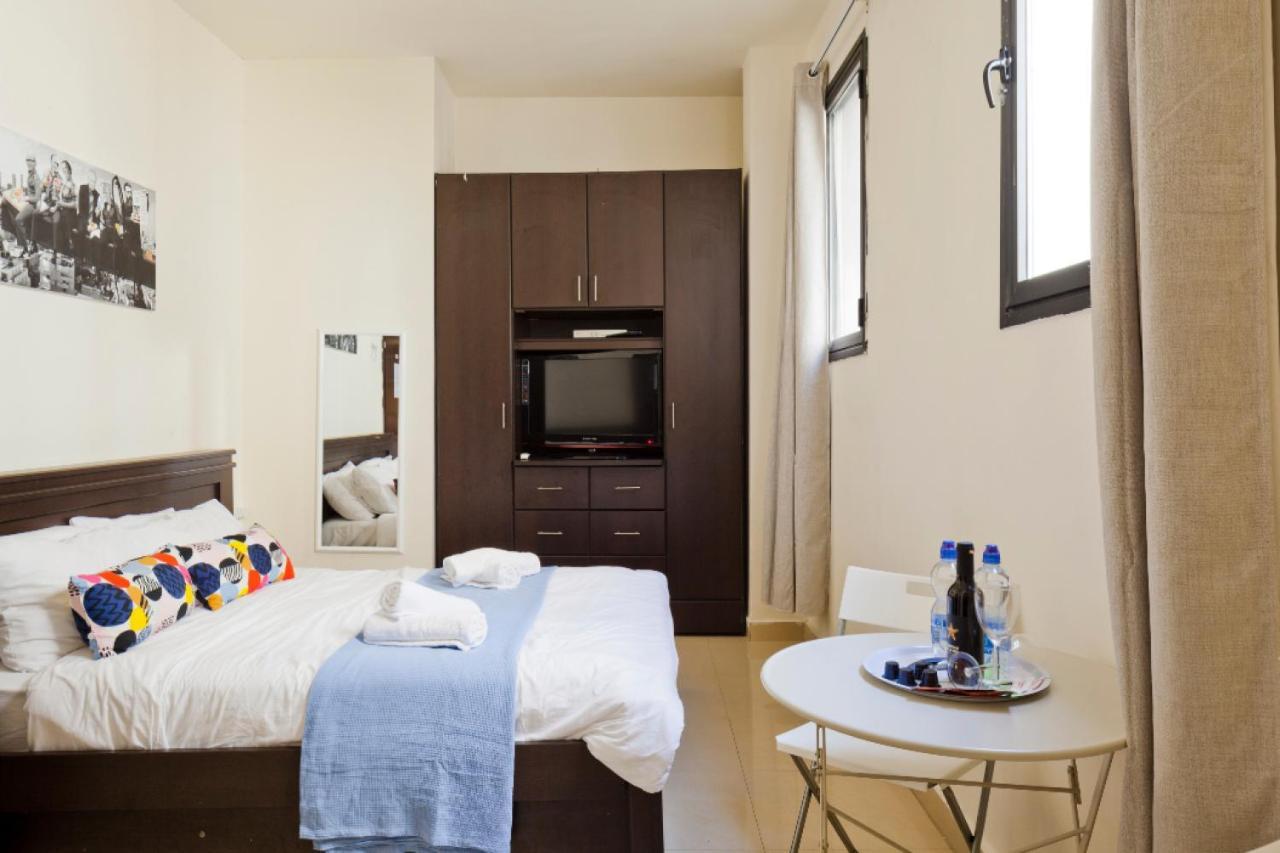 Nhe Rothschild'S Corner Appartement Tel Aviv Buitenkant foto