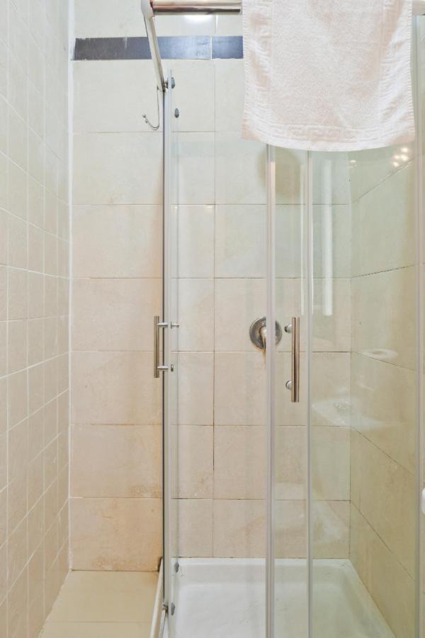 Nhe Rothschild'S Corner Appartement Tel Aviv Buitenkant foto